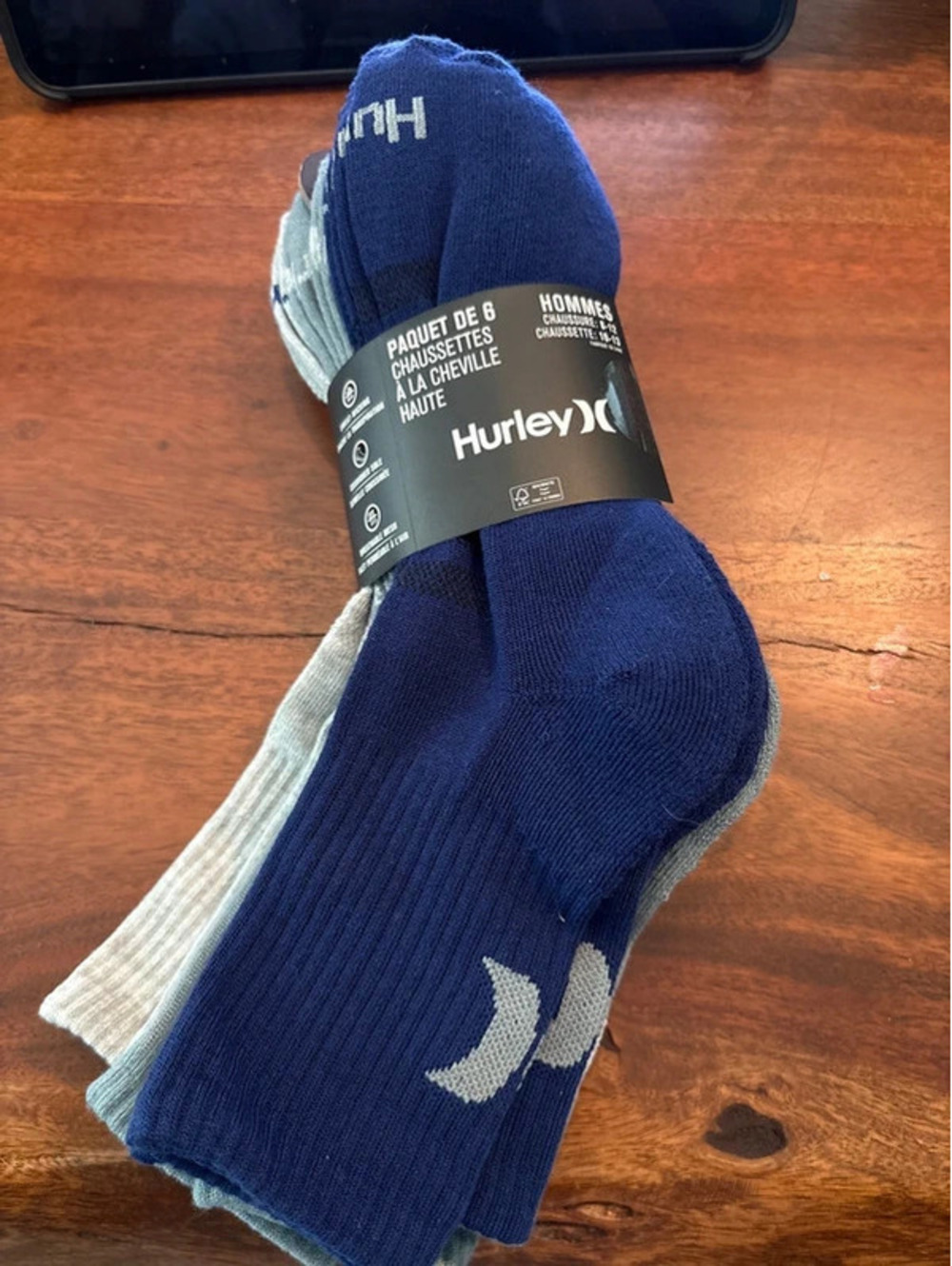 6 pack Hurley Crew Socks. Large. NWT!